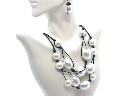 Cotton And Glass Pearl Necklace Cheap