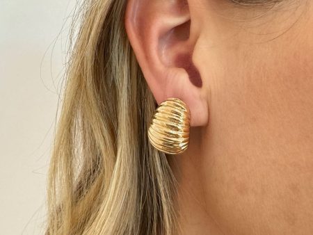 Lori Ribbed Oval Dome Shape Clip Earrings Online now